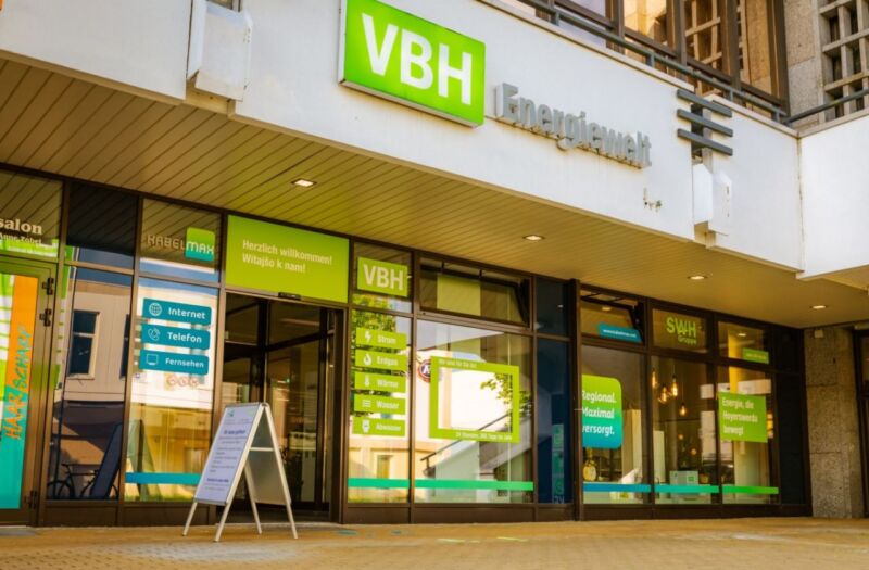 Der Eingangsbereich des gemeinsamen Servicecenters Energiewelt von VBH und Kabelmax.